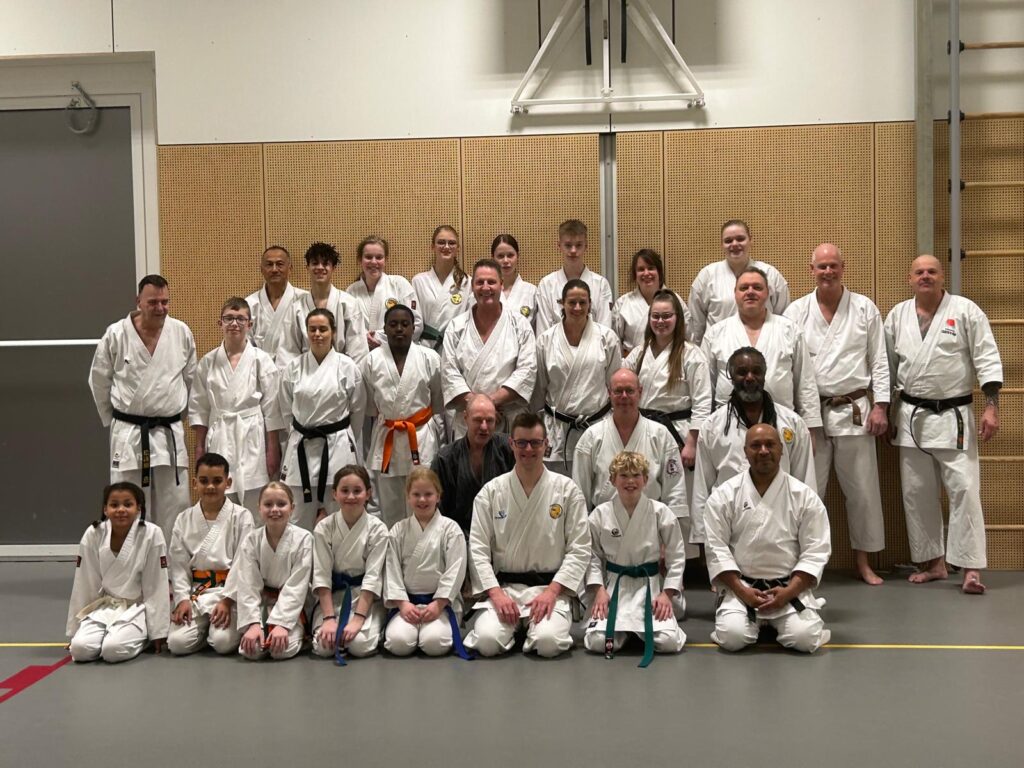 Stage training onderleiding van Erik & Jelle Knoop Thema Kaibo ( korte stok )